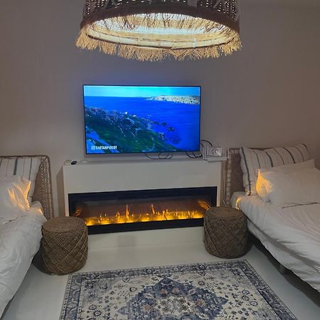 Beach Front Apartment Gibraltar Buitenkant foto