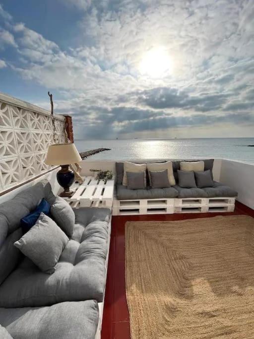 Beach Front Apartment Gibraltar Buitenkant foto